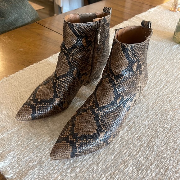 Franco Sarto Leather Ankle Boots, Size 8 - Picture 5 of 6